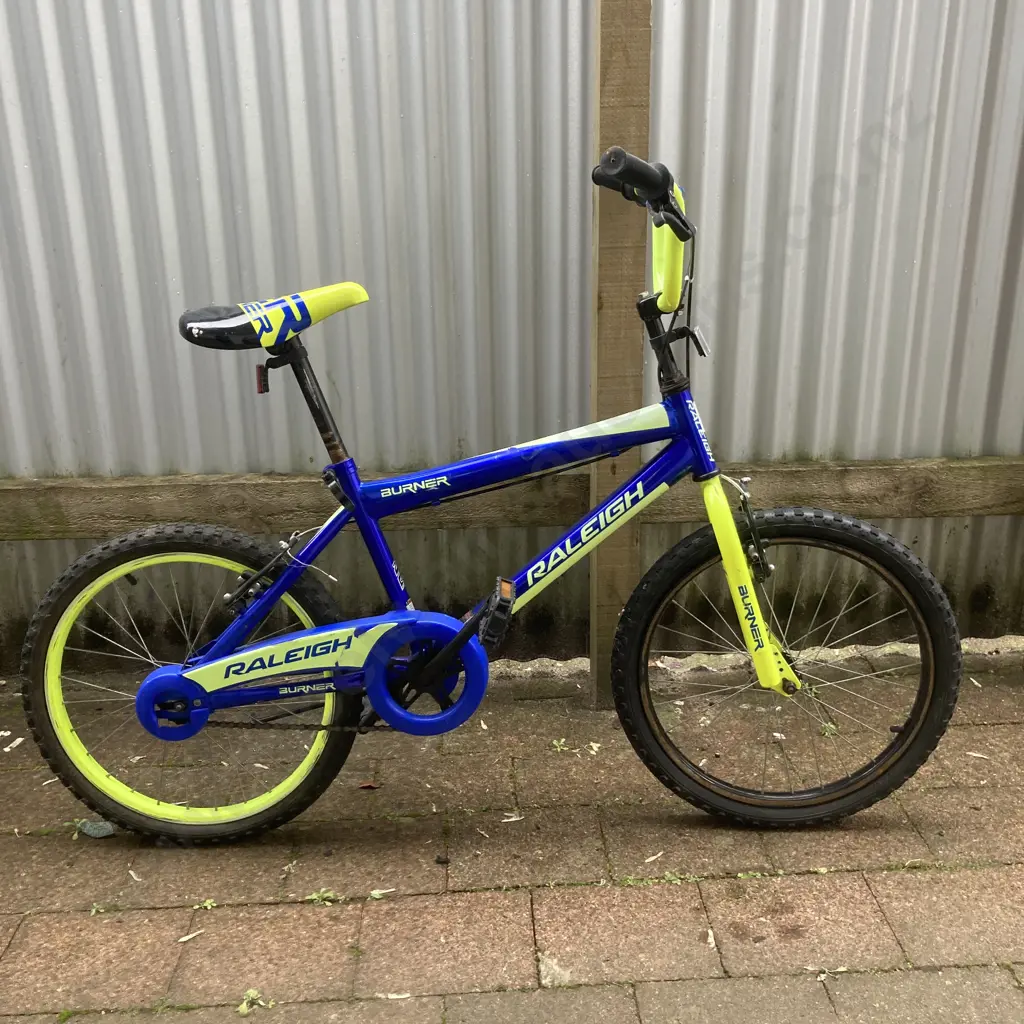 Raleigh Burner Blue & Yellow Kids Bike Image 1++